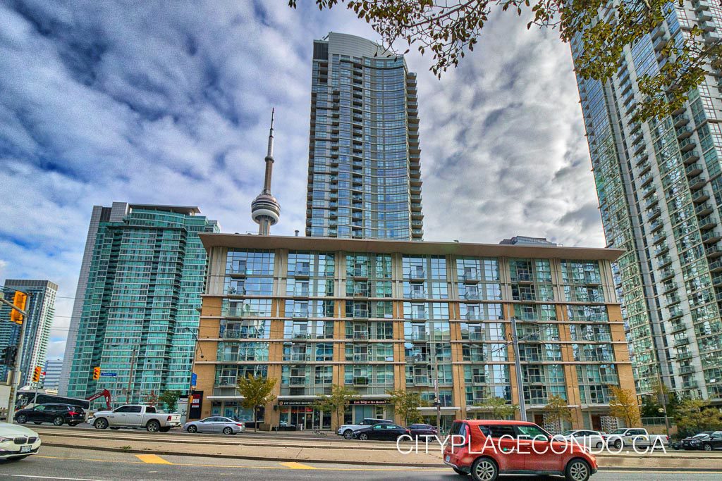 9 Spadina Ave is part of Harbourview Estates at CityPlace Toronto